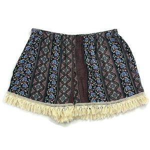 Moon Kiss Women’s Shorts Size M